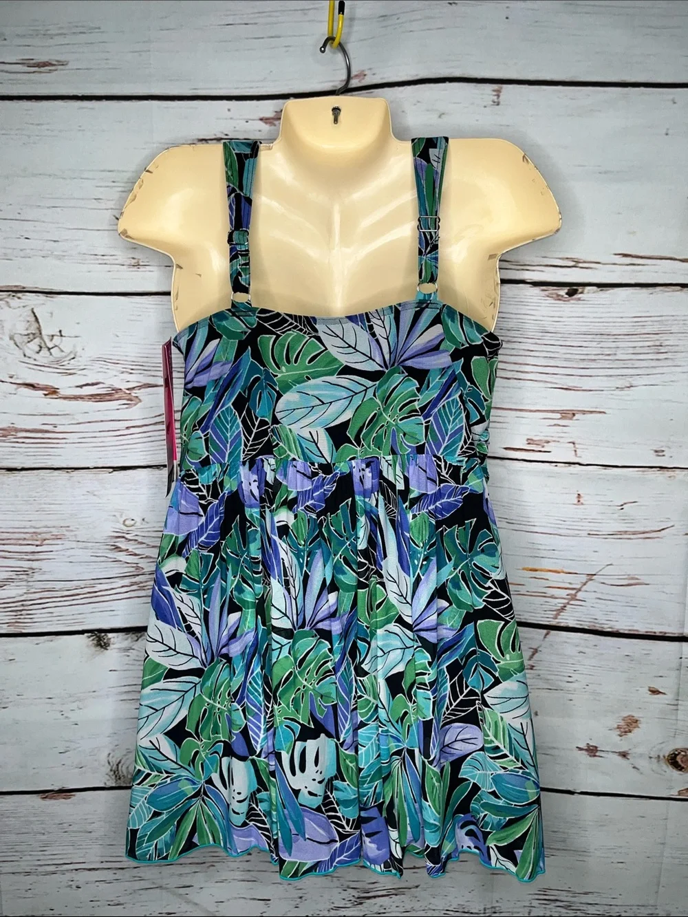 Fit 4U NWT 16 Floral Print Mesh Overlay One Piece Bathing Suit w/ Inner Shorts